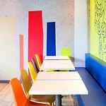 Ibis Budget Hotel 2*