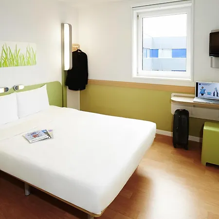 Ibis Budget 2*