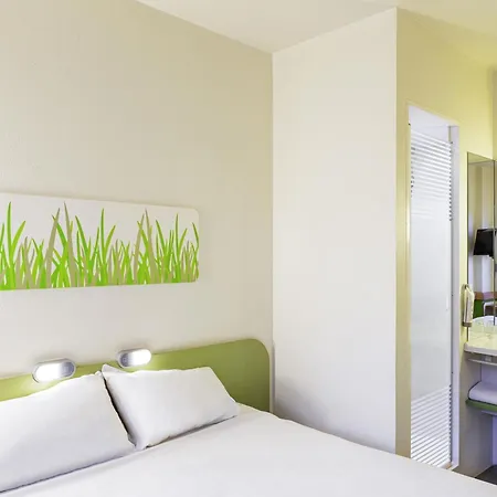 Ibis Budget Hotel 2*